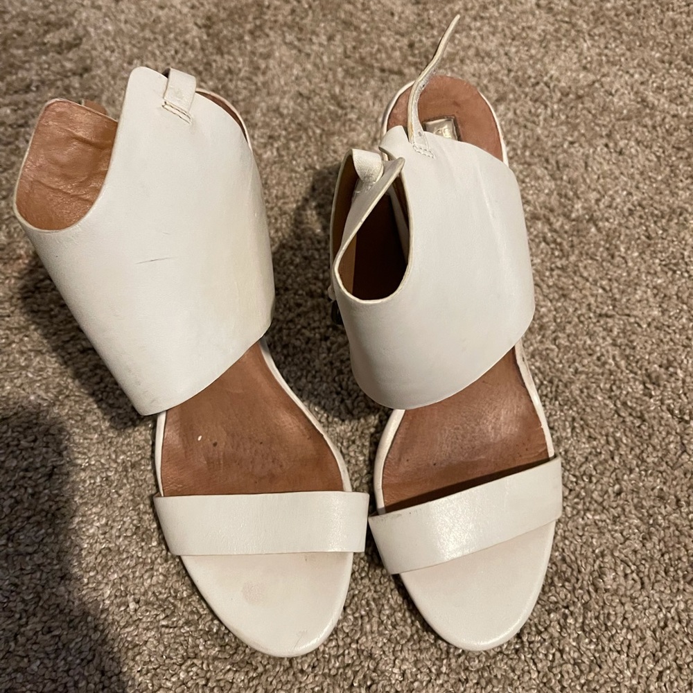 Halogen Heels